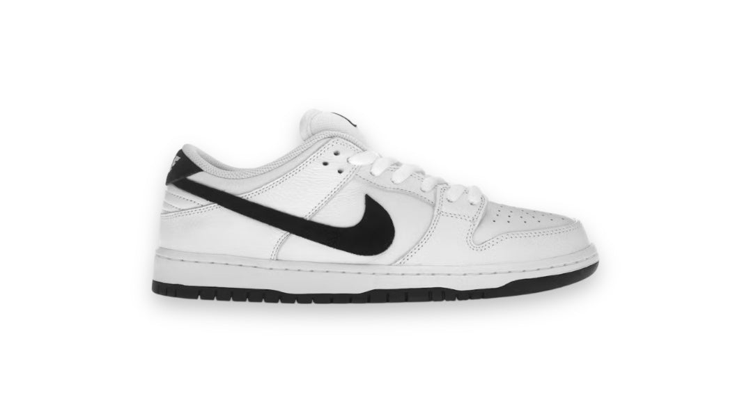Nike SB Dunk Low "White Black"