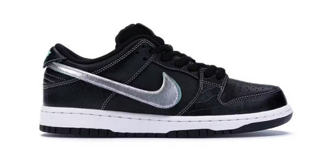 Diamond Supply Co. x Nike SB Dunk Low "Black"