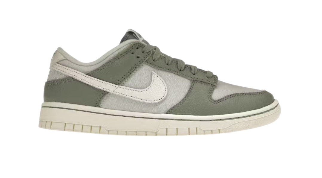 Nike Dunk Low "Mica Green"