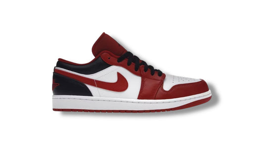 Jordan 1 Low "Bulls"