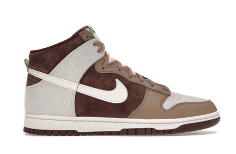 Nike Dunk High "Light Chocolate"