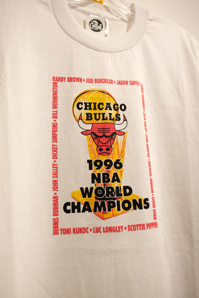 1996 Chicago Bulls 4th Championship T-Shirt - 2XL – The Vintage Store